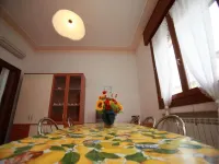 Spacious Flat 50mt from the Beach