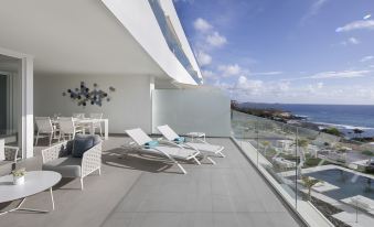 Royal Hideaway Corales Suites
