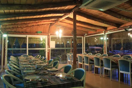 Fark Edenler Camping&Caravan&Bungalows