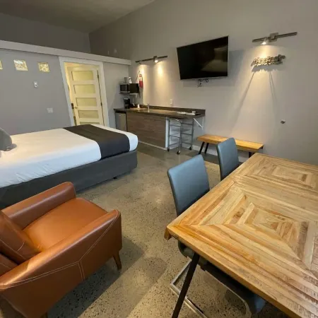 Nature's Inn Kenora