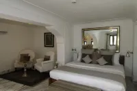 Talabgaon Castle Heritage Resort Hotel di Dausa
