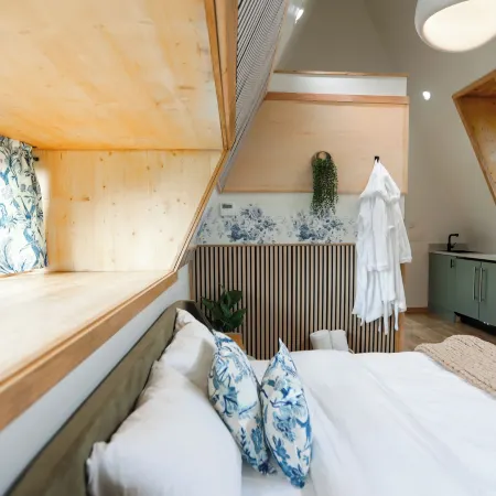 Finger Lakes Treehouse Hotels in Wayne County