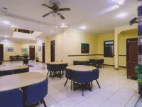 Pia Hotel Medan Hotel di Babura