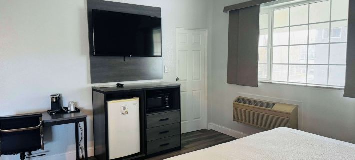 Travelodge by Wyndham Fresno Convention Center Area Hotels in Fresno