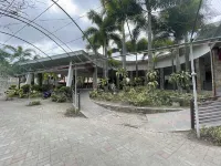 Poracay Resort Hotels in Porac