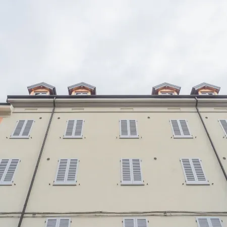 V. Suite on Lake Como