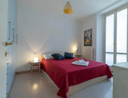 Lovely Home Apartment Отели в г. Лекко