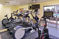 Dana Point Marina Inn - Gym