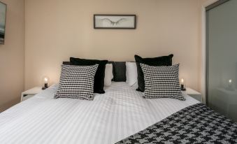 Elliot Suite No7 - Donnini Apartments