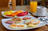 Hotel Costa Bonita - breakfast