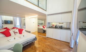 Spanish Steps Apartments
