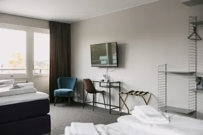 Briq Hotell Hotels near Halna kyrka