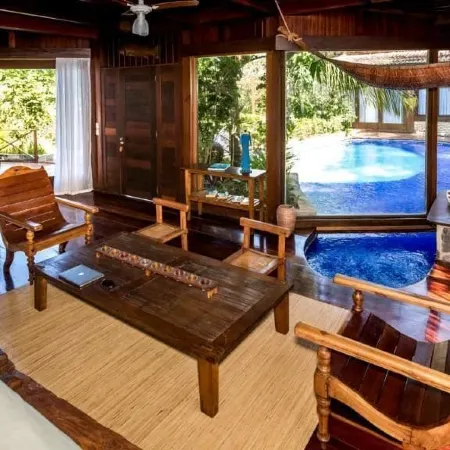 Sombra e Água Fresca Resort