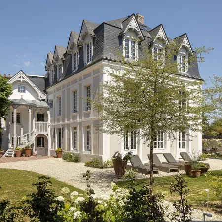 Hôtel Saint-Delis - la Maison du Peintre - Relais & Châteaux