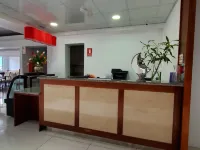 拉魯納飯店 米拉弗洛雷斯住宿飯店