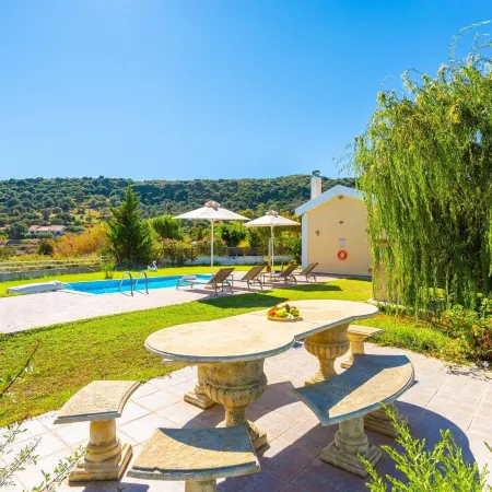 Villa Melissa Large Private Pool Walk to Beach Sea Views A C Wifi Car Not Required - 1926