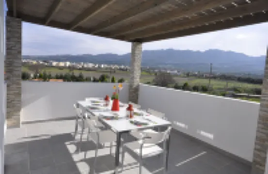 Xenos Villa 1 with Private Swimming Pool Near the Sea