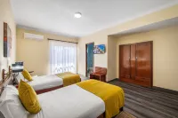 Hotel Colmeia - balcony