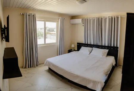 Wonderful 2-Bedroom Apartment 2 km from Eagle Beach Отели рядом с достопримечательностью «Малмок Бич»