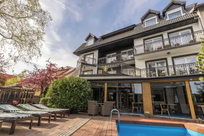 Villa Verdi Pleasure & Spa Hotels near Leba Railway Station