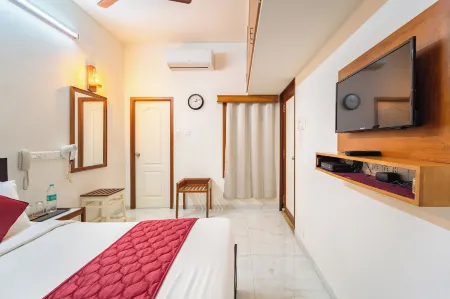 Roscotel Shara Inn Pondicherry Отели рядом с достопримечательностью «Ботаникал Гарден»