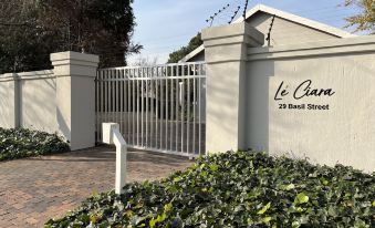 Le'Ciara Luxury Guest House