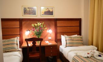 Comfort Hotel Suites