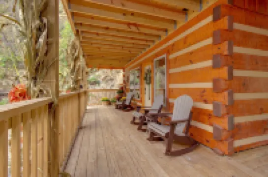 Lover's Hideaway by Jackson Mountain Rentals