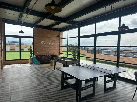 U-Go Edificio Next Living Bogota Отели рядом с достопримечательностью «Библиотека Луиса Анхеля Аранго»