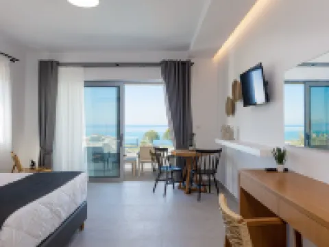 Eleven Boutique Suites Hotels in Stavromenos