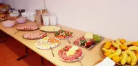 Opal Hotel - breakfast