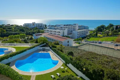 Apartamentos do Atlantico Hotels near The Strip