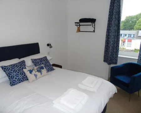 Snug - Sealladh Mara Apartment Hotels in Helensburgh