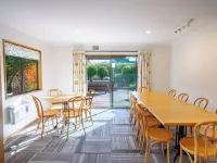 Wanaka Springs Lodge Hotels in Albert Town