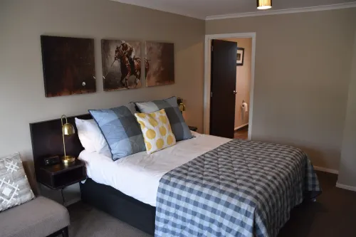 73 Milton Accommodation Hotels in Karapiro