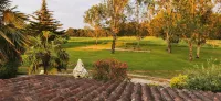 Chambres d'Hôtes Domaine de Beunes Các khách sạn ở Monflanquin