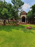 Leribisi Lodge فنادق في Donkerhoek