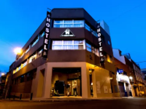 Far Home Bernabeu Hotels near Ventilla