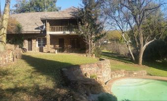 Ruah Park Camping & Outdoor