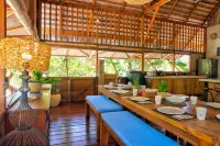 Loedi Bungalows Rote Hotel di Pulau Rote