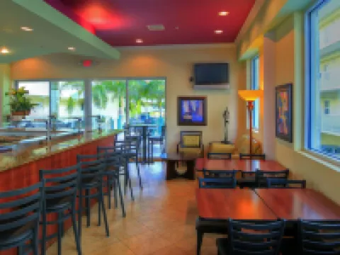 Sunset Vistas Two Bedroom Beachfront Suites Hotels in Treasure Island