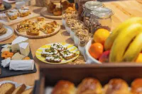 Maison Durante - breakfast