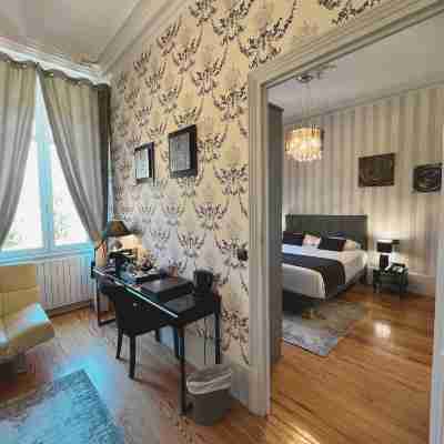 Château de Challanges Rooms