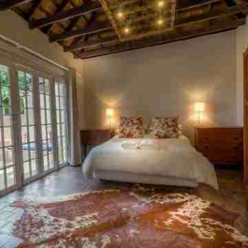 Pierneef's Kraal Rooms