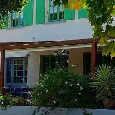 La Vieille Auberge Hotel Exterior