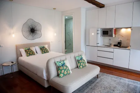 Guimaraes IN Отели рядом с достопримечательностью «Guimarães Historical City Centre»