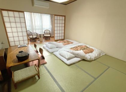 Jozankei Hot Spring Hotel Shiraito