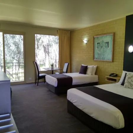 Madison Spa Motel - Adults Only