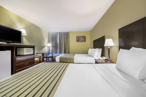 Econo Lodge Inn & Suites Triadelphia - Wheeling Hotels in Triadelphia