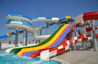 King Evelthon Beach Hotel & Resort - Bãi biển